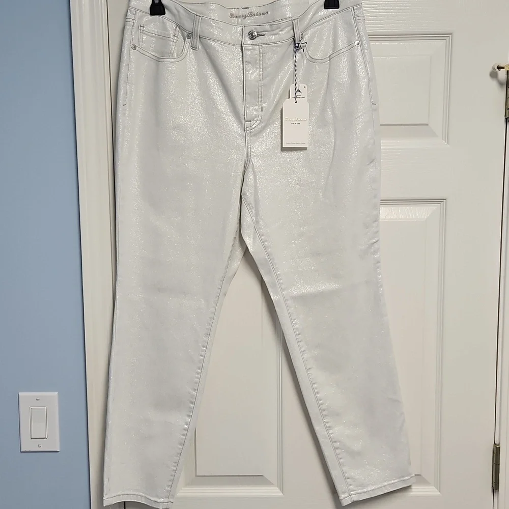Tommy Bahama Metallic High Rise Ankle Denim: Metallic White/Silver: Size- 16 - Picture 11 of 16